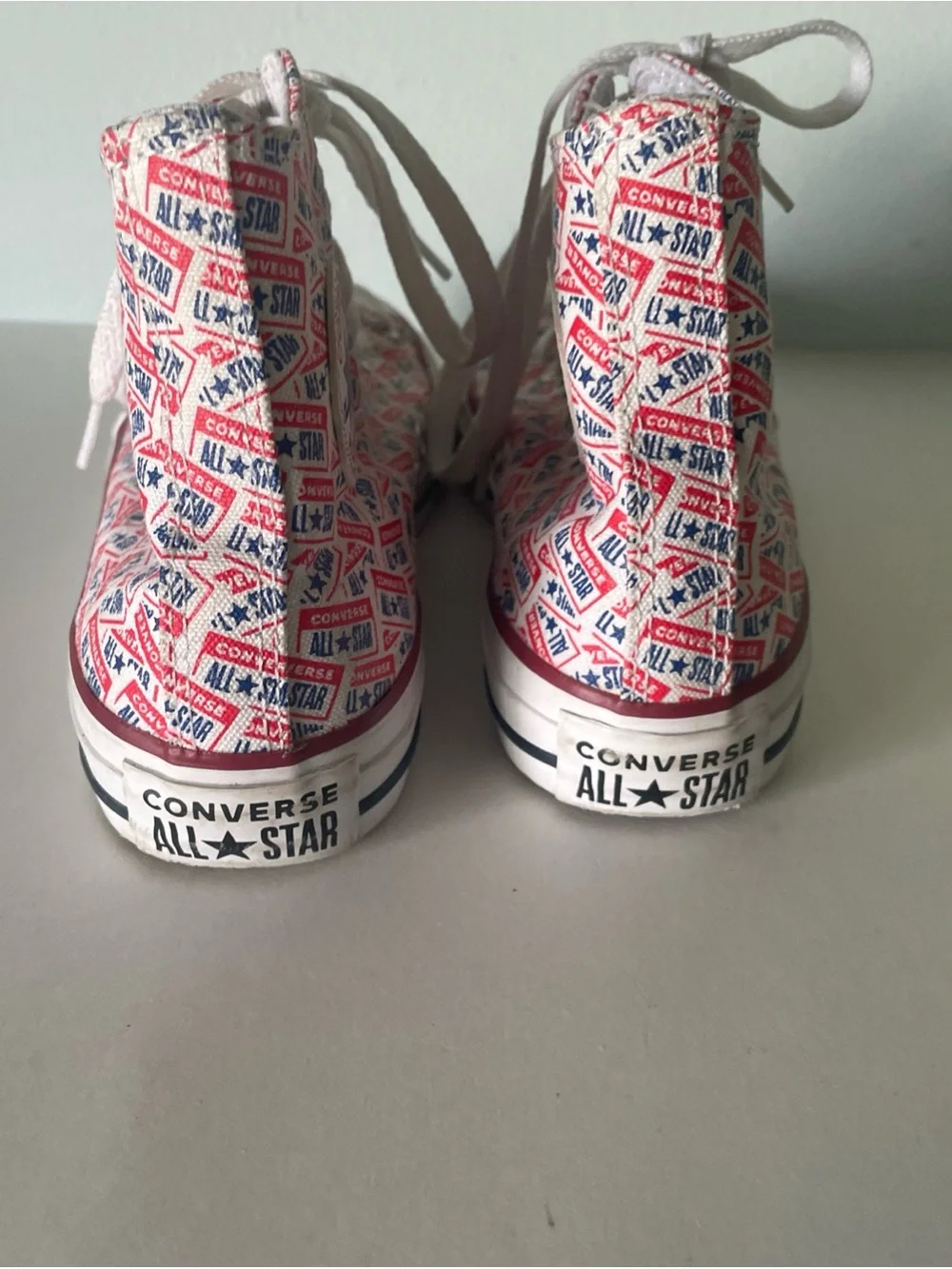 Converse Chuck Taylor All Star Junior 4 Hi Top Red Logo Print Unisex